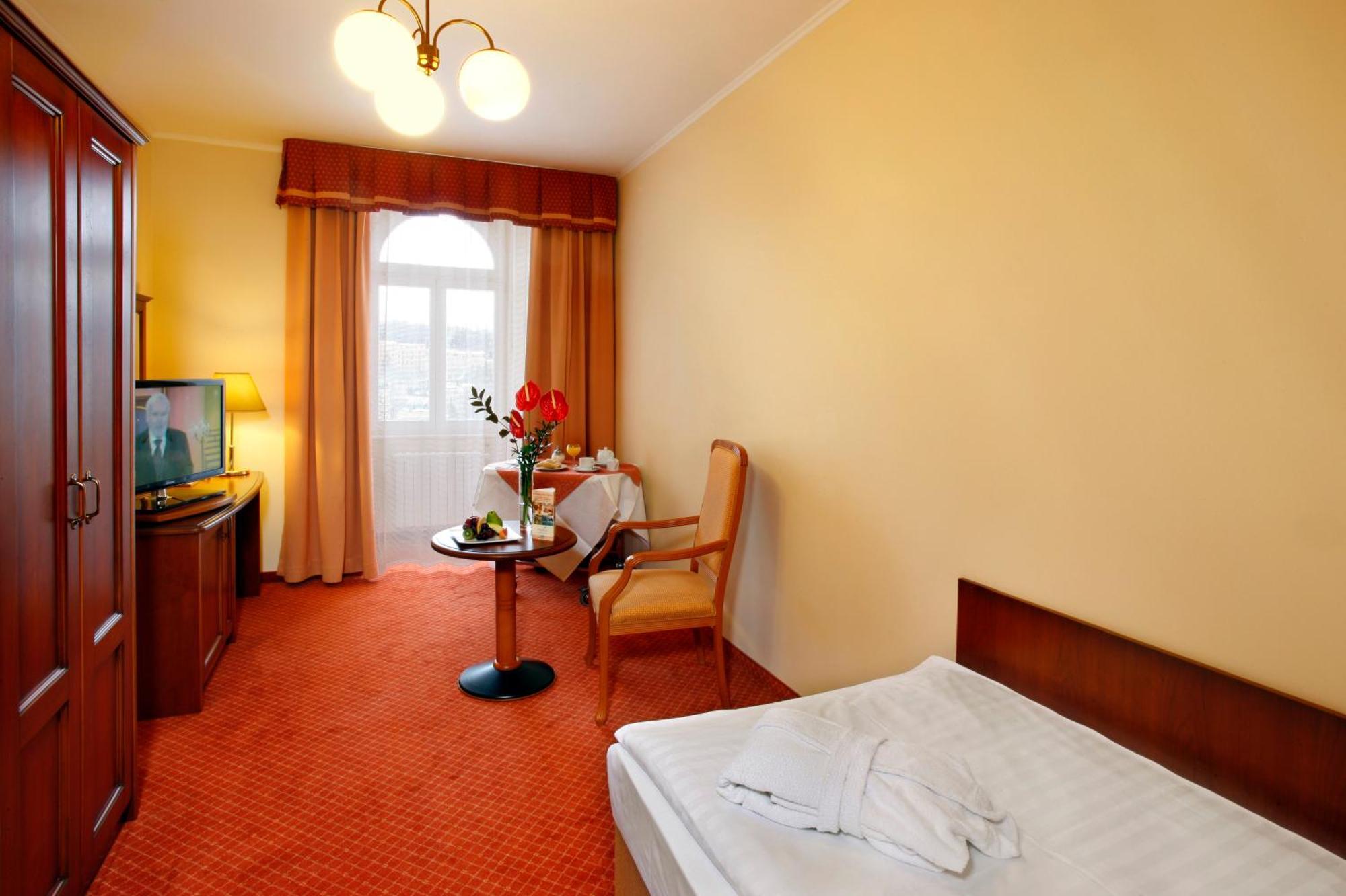 Ensana Centralni Lazne - Maria Spa Marianske Lazne Ruang foto