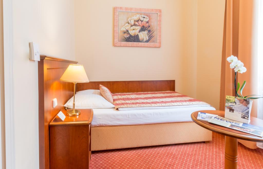 Ensana Centralni Lazne - Maria Spa Marianske Lazne Bagian luar foto
