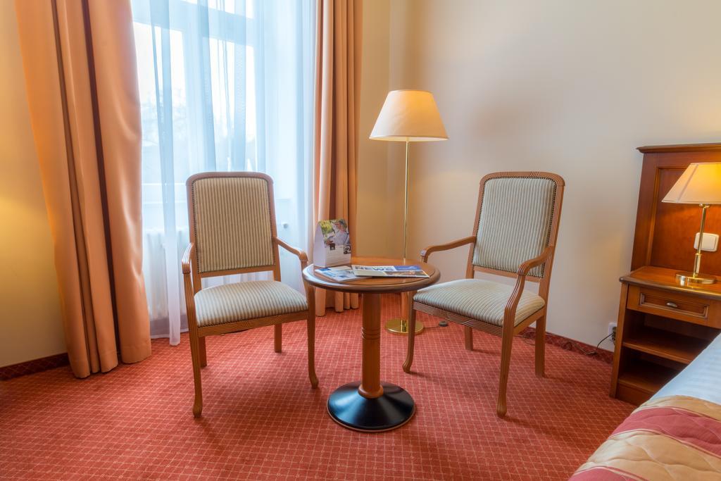Ensana Centralni Lazne - Maria Spa Marianske Lazne Bagian luar foto